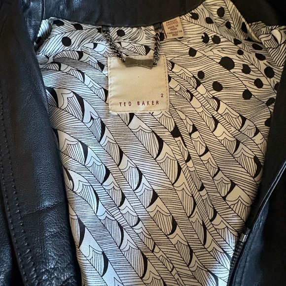 Ted Baker XS leather jacket with puffed shoulder - Picture 6 of 13